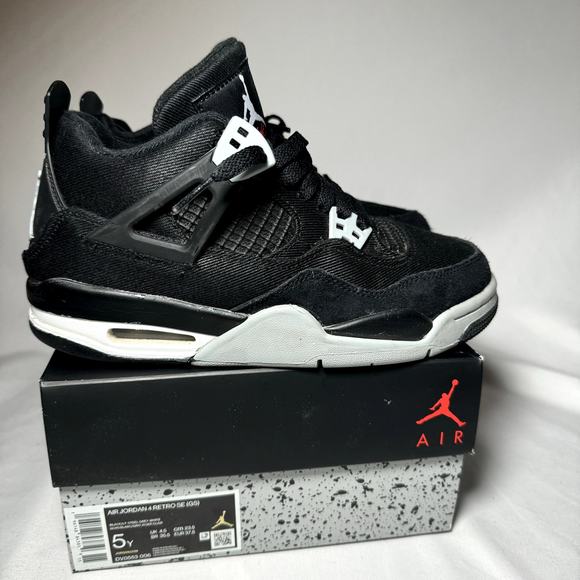 Size 5 - Nike Air Jordan 4 Retro SE GS Black Canvas Men's Shoes